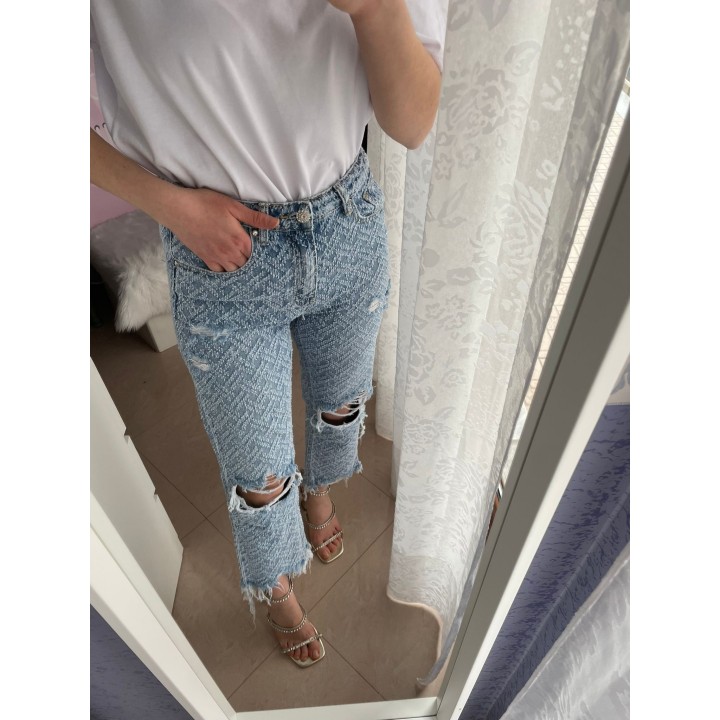 Ripped Jeans Flare
