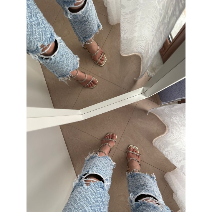 Ripped Jeans Flare